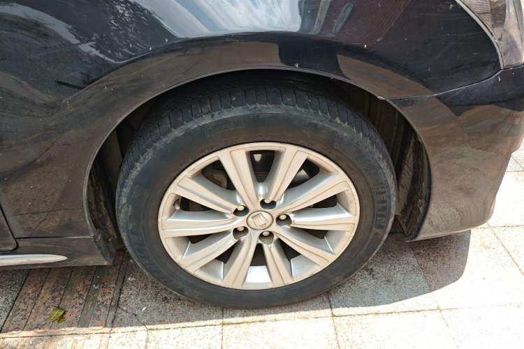 Used Toyota Crown 2012 2.5L Royal Leather Edition Right Front Wheel Hub