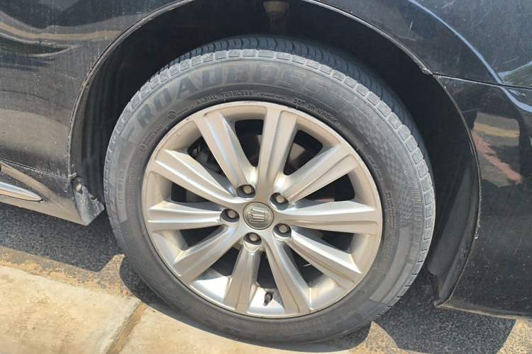 Used Toyota Crown 2012 2.5L Royal Leather Edition Right Front Wheel Hub