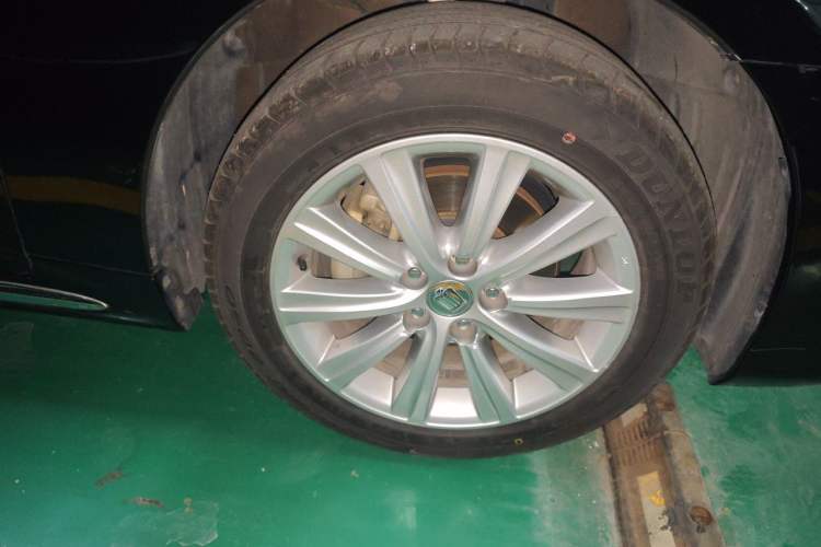 Used Toyota Crown 2012 2.5L Royal Leather Edition Right Front Wheel Hub