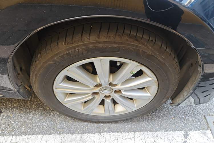 Used Toyota Crown 2012 2.5L Royal Leather Edition Right Front Wheel Hub