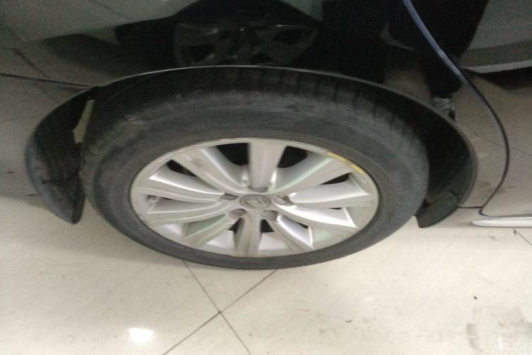 Used Toyota Crown 2012 2.5L Royal Leather Edition Right Rear Wheel Hub