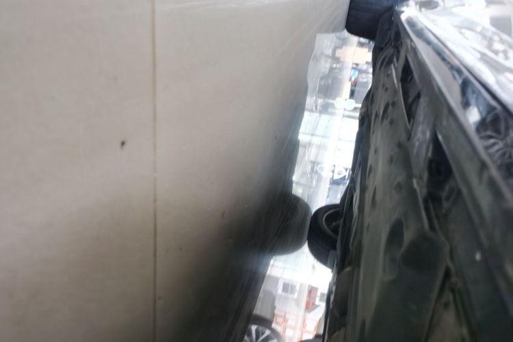 Used Toyota Crown 2012 2.5L Royal Leather Edition Right Side Sill