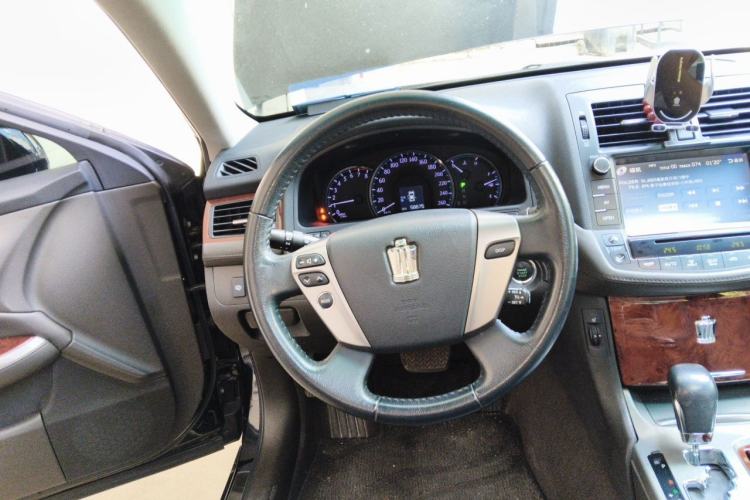 Used Toyota Crown 2012 2.5L Royal Leather Edition Steering Wheel