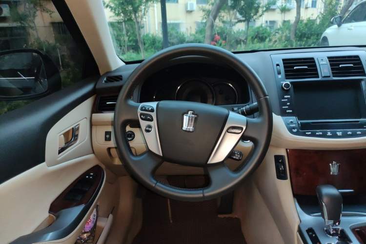 Used Toyota Crown 2012 2.5L Royal Leather Edition Steering Wheel