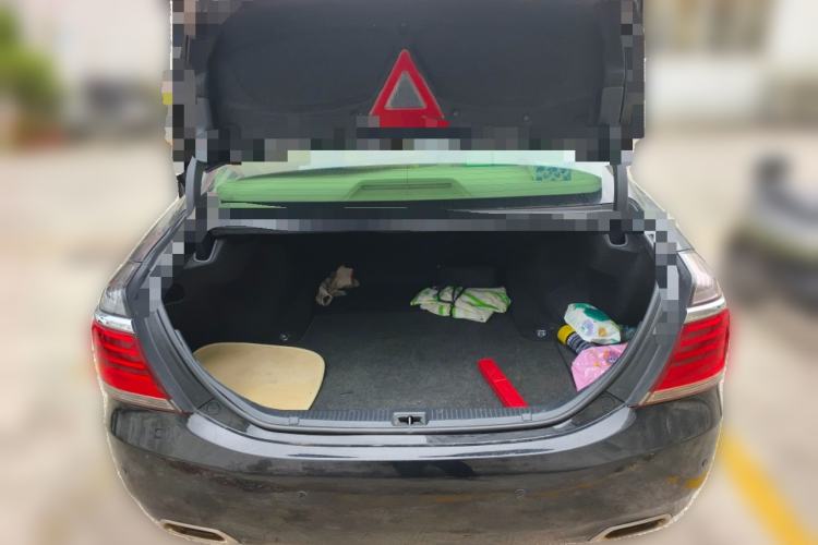 Used Toyota Crown 2012 2.5L Royal Leather Edition Trunk