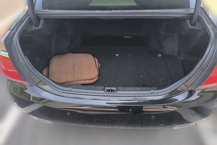 Used Toyota Crown 2012 2.5L Royal Leather Edition Trunk