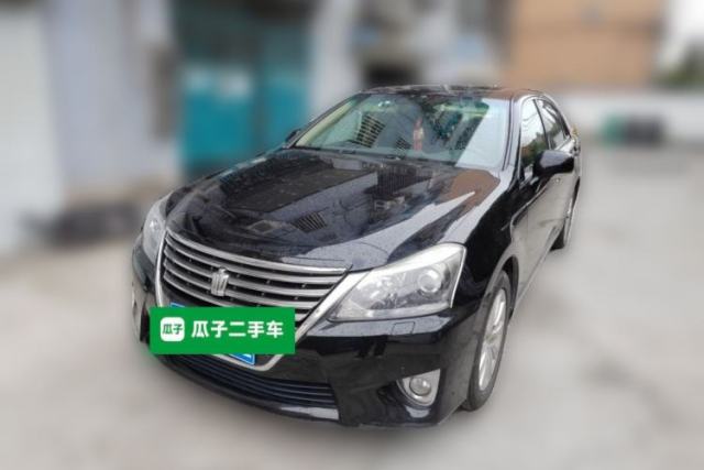 Używany Toyota Crown 2012 2.5L Royal Leather Edition