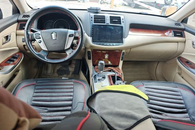 Used Toyota Crown 2012 2.5L Royal Leather Edition Center Console