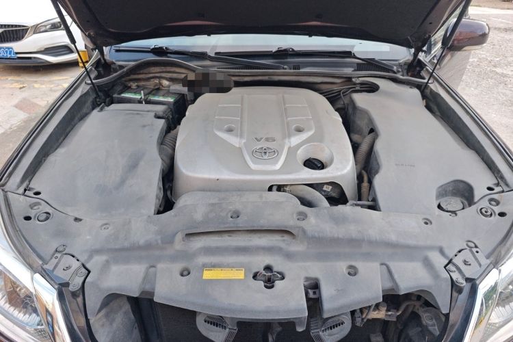 Used Toyota Crown 2012 2.5L Royal Leather Edition Engine Bay