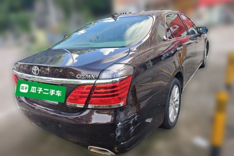 Used Toyota Crown 2012 2.5L Royal Leather Edition Rear Right 45 Deg