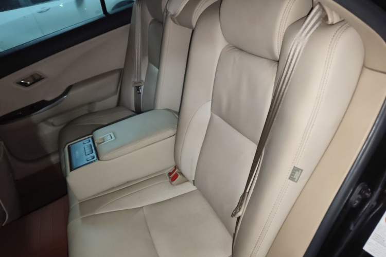 Used Toyota Crown 2012 2.5L Royal Leather Edition Left Rear Seat