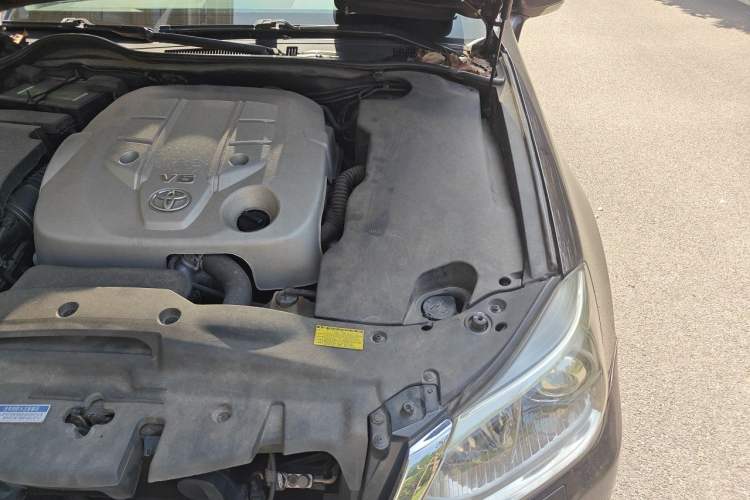 Used Toyota Crown 2012 2.5L Royal Leather Edition Engine Bay Left
