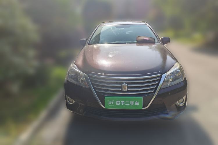 Used Toyota Crown 2012 2.5L Royal Leather Edition Front