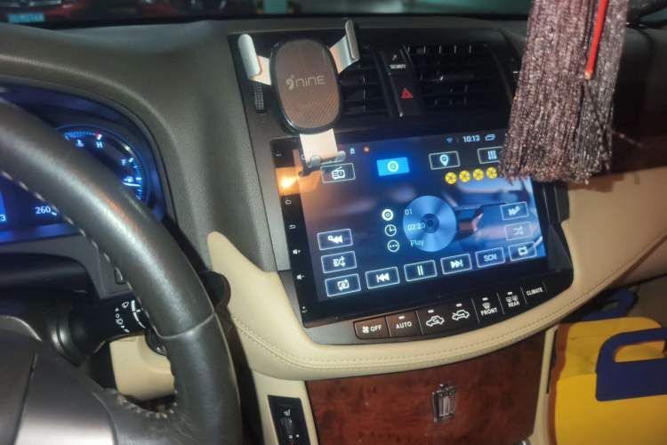 Used Toyota Crown 2012 2.5L Royal Leather Edition Audio And AC Panel