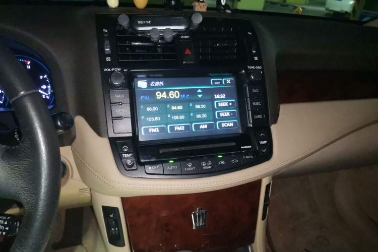 Used Toyota Crown 2012 2.5L Royal Leather Edition Audio And AC Panel