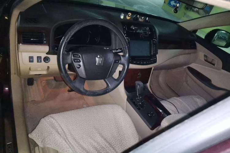 Used Toyota Crown 2012 2.5L Royal Leather Edition Center Console