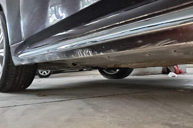 Used Toyota Crown 2012 2.5L Royal Leather Edition Chassis Front Left