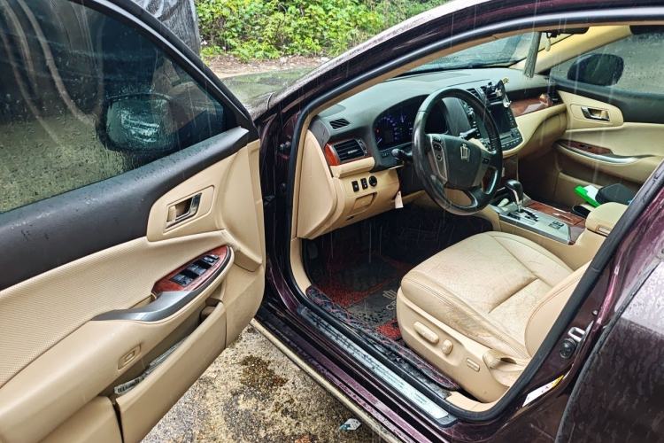 Used Toyota Crown 2012 2.5L Royal Leather Edition Driver Seat