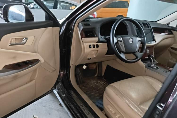 Used Toyota Crown 2012 2.5L Royal Leather Edition Driver Seat