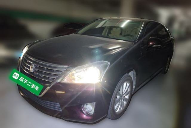 Used Toyota Crown 2012 2.5L Royal Leather Edition