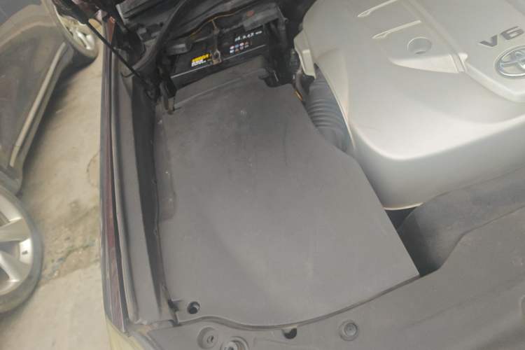 Used Toyota Crown 2012 2.5L Royal Leather Edition Engine Bay Right