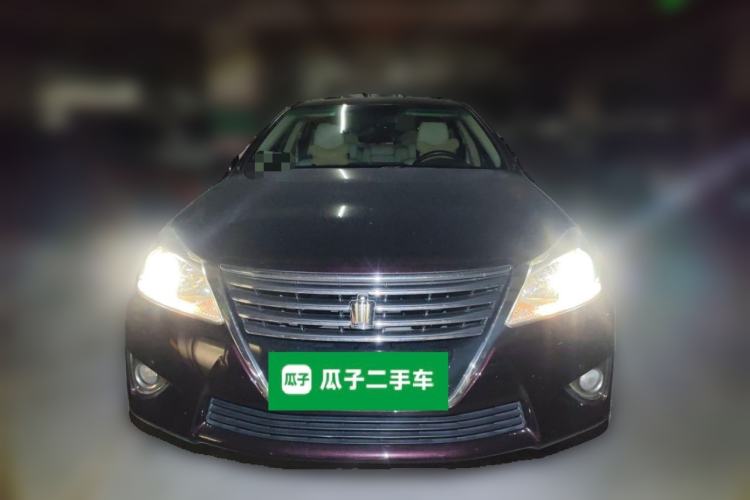 Used Toyota Crown 2012 2.5L Royal Leather Edition Front