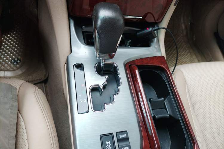 Used Toyota Crown 2012 2.5L Royal Leather Edition Gear Lever