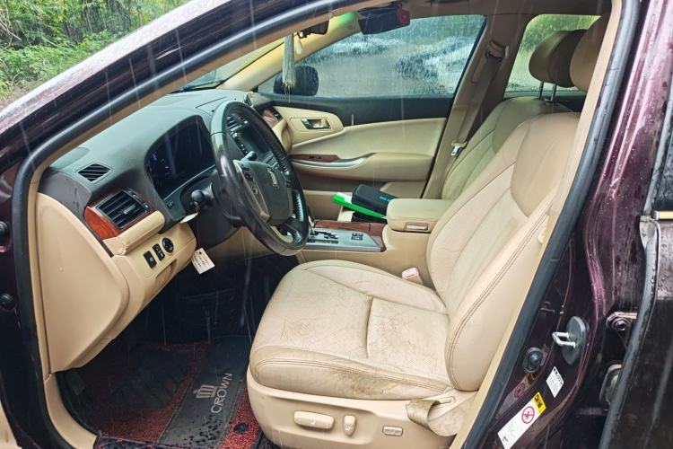 Used Toyota Crown 2012 2.5L Royal Leather Edition Left Front Seat