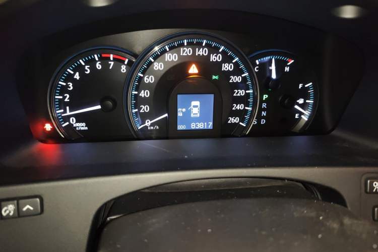 Used Toyota Crown 2012 2.5L Royal Leather Edition Odometer Close Up