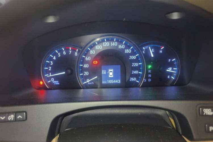 Used Toyota Crown 2012 2.5L Royal Leather Edition Odometer Close Up