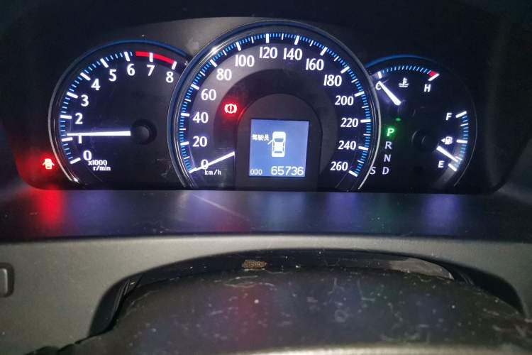 Used Toyota Crown 2012 2.5L Royal Leather Edition Odometer Close Up