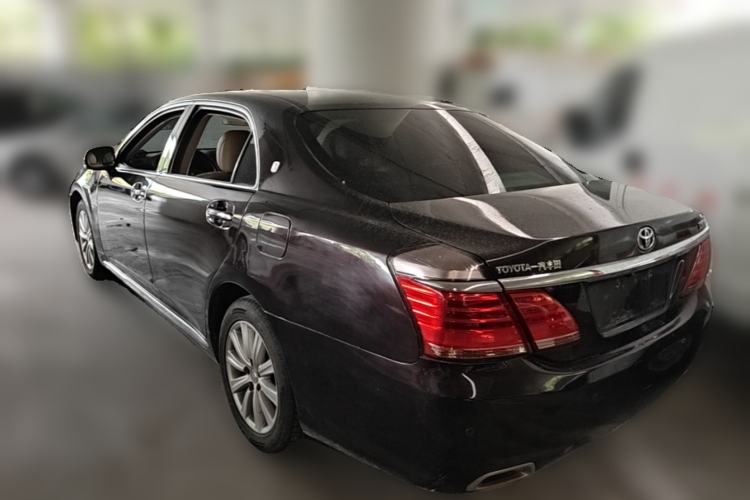 Used Toyota Crown 2012 2.5L Royal Leather Edition Rear Left 45 Deg