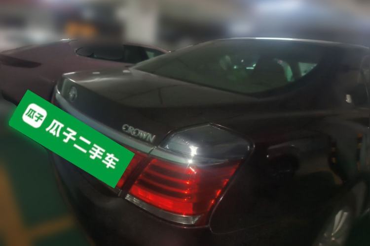 Used Toyota Crown 2012 2.5L Royal Leather Edition Rear Right 45 Deg