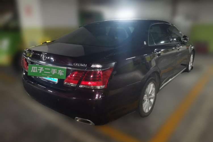 Used Toyota Crown 2012 2.5L Royal Leather Edition Rear Right 45 Deg