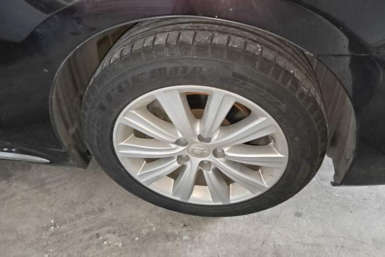 Used Toyota Crown 2012 2.5L Royal Leather Edition Right Front Wheel Hub