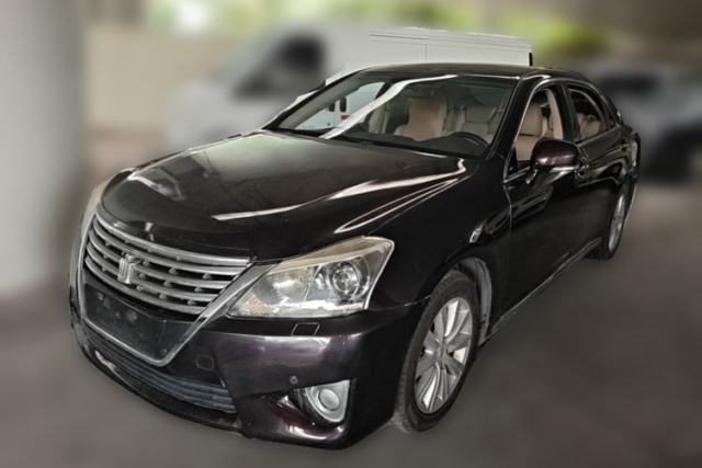 Used Toyota Crown 2012 2.5L Royal Leather Edition