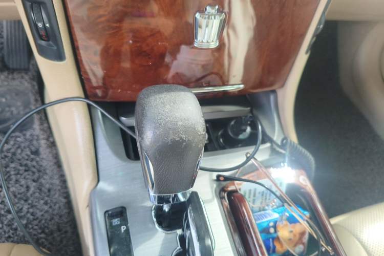 Used Toyota Crown 2012 2.5L Royal Leather Edition Gear Lever