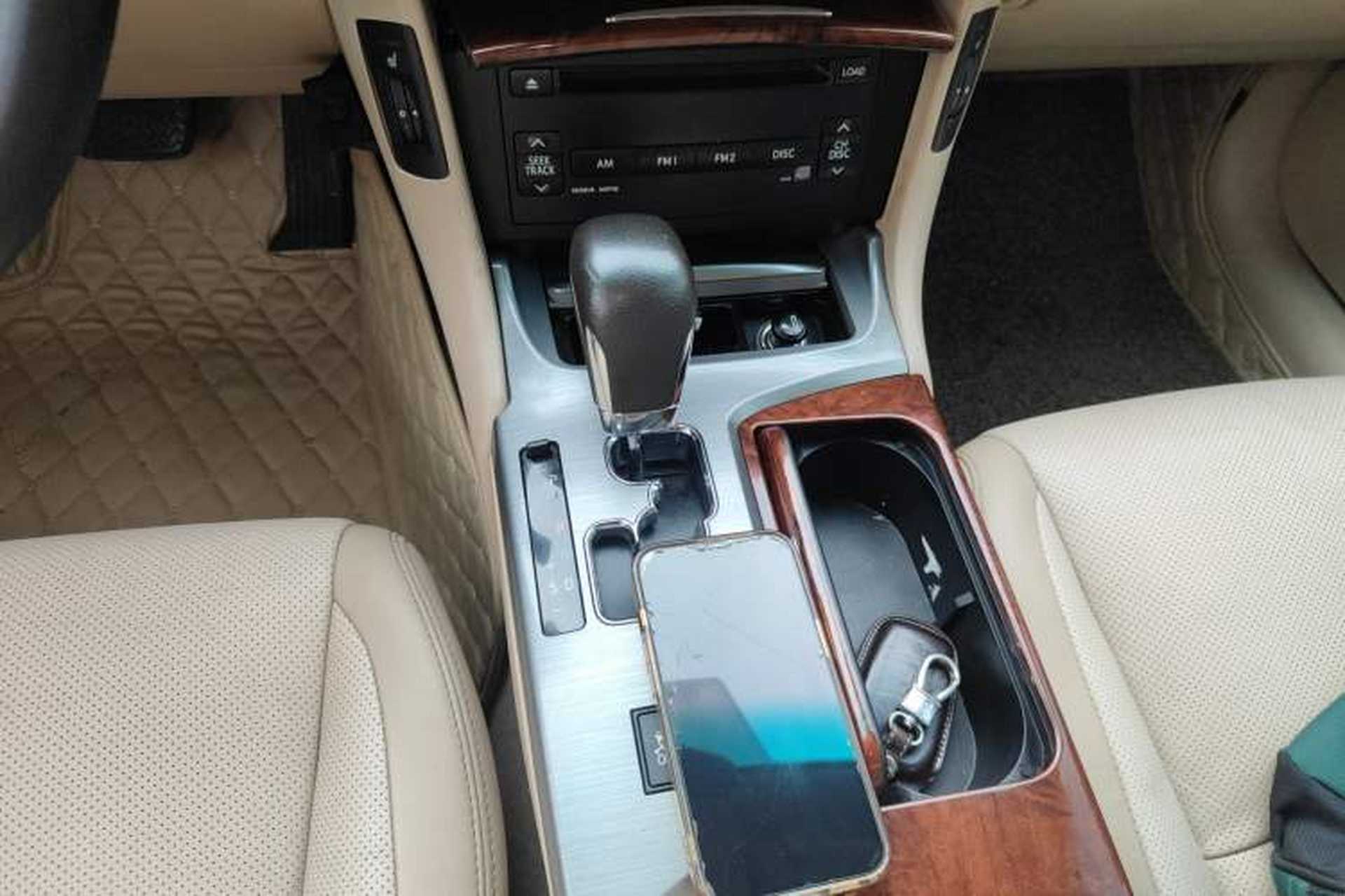 Used Toyota Crown 2012 2.5L Royal Leather Edition Gear Lever