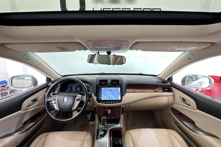Used Toyota Crown 2012 2.5L Royal Leather Edition Interior 3