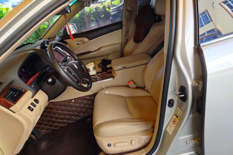 Used Toyota Crown 2012 2.5L Royal Leather Edition Left Front Seat