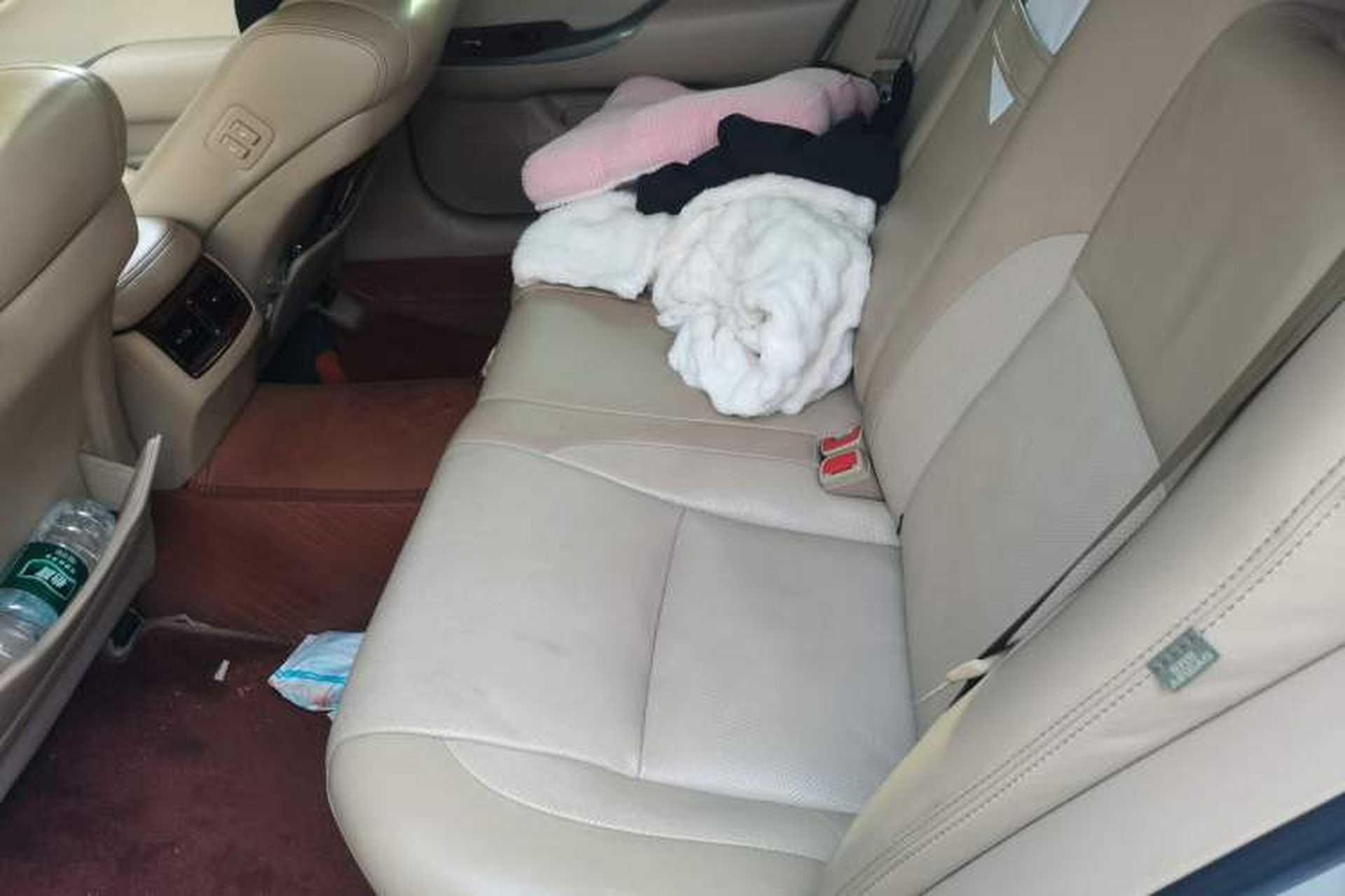 Used Toyota Crown 2012 2.5L Royal Leather Edition Left Rear Seat