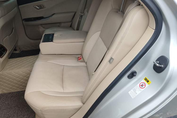 Used Toyota Crown 2012 2.5L Royal Leather Edition Left Rear Seat