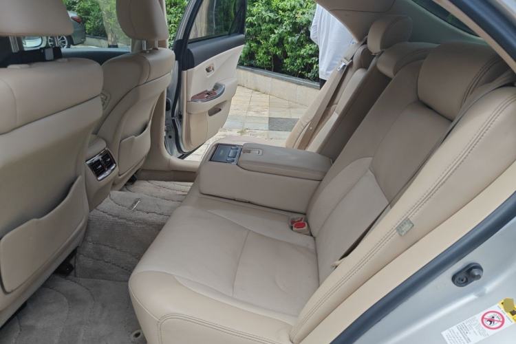 Used Toyota Crown 2012 2.5L Royal Leather Edition Left Rear Seat