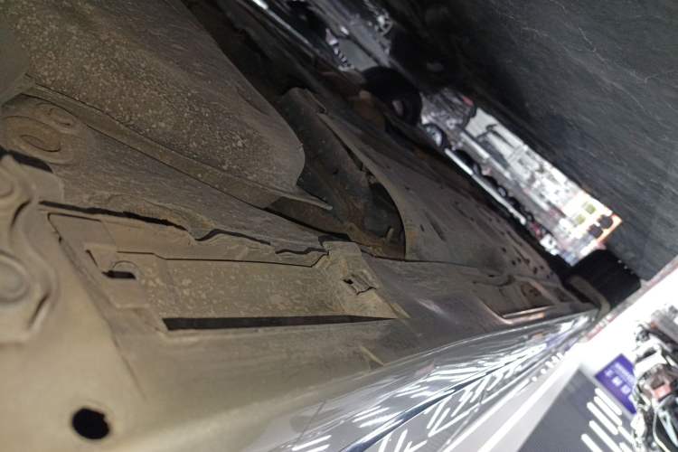 Used Toyota Crown 2012 2.5L Royal Leather Edition Left Side Sill
