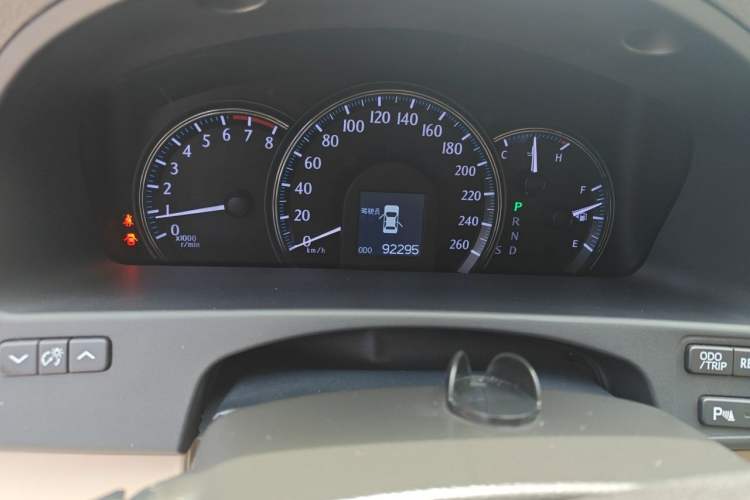 Used Toyota Crown 2012 2.5L Royal Leather Edition Odometer Close Up