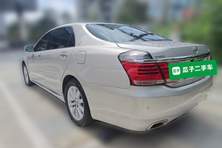 Used Toyota Crown 2012 2.5L Royal Leather Edition Rear Left 45 Deg