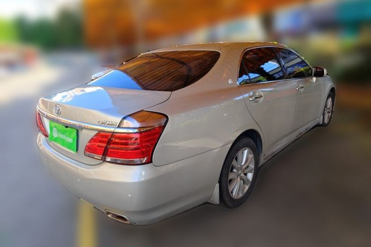 Used Toyota Crown 2012 2.5L Royal Leather Edition Rear Right 45 Deg