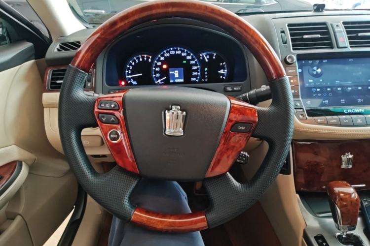 Used Toyota Crown 2012 2.5L Royal Leather Edition Steering Wheel