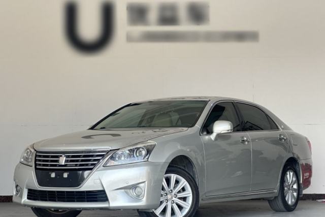 Used Toyota Crown 2012 2.5L Royal Leather Edition