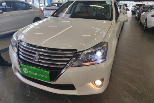 Used Toyota Crown 2012 2.5L Royal Navigation Edition